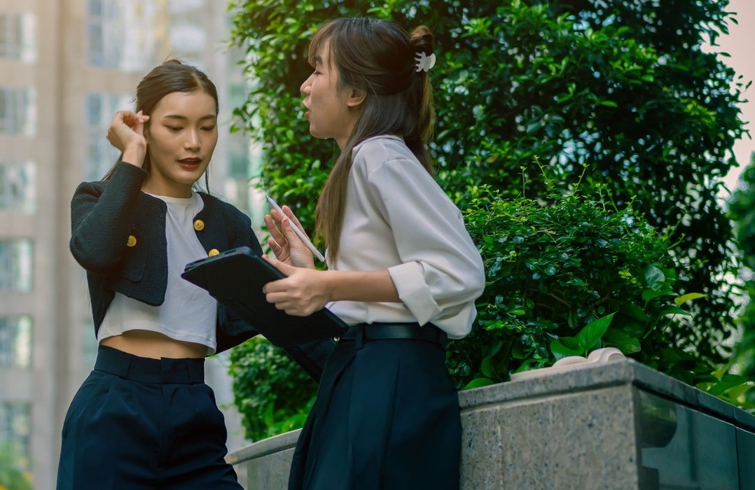 a-young-professional-businesswoman-working-in-a-ci